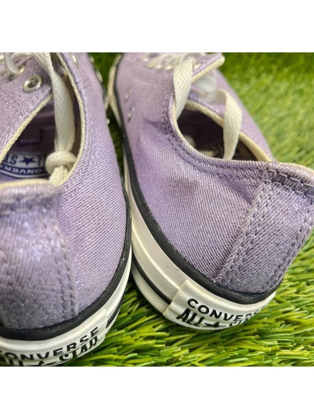 Converse Chuck Taylor All Star Low Girls Size 6Y Purple Athletic Shoes Sneakers